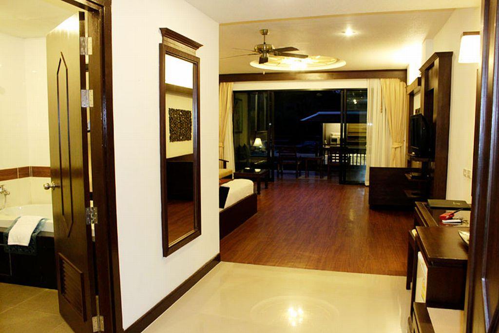 Ramada By Wyndham Aonang Krabi Hotel Luaran gambar